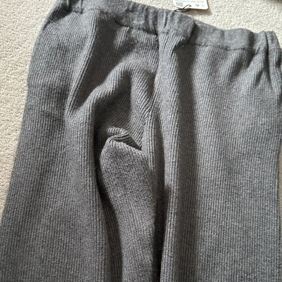 Zara Gray Ribbed Pants! - Picture 7 of 7